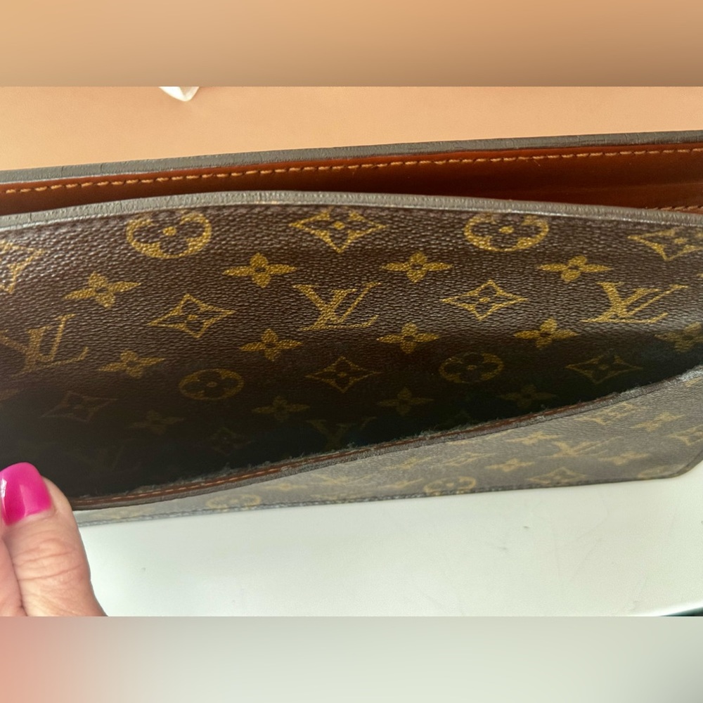 Louis Vuitton Monogram Clutch Hand Bag w Dust Bag - Picture 8 of 12